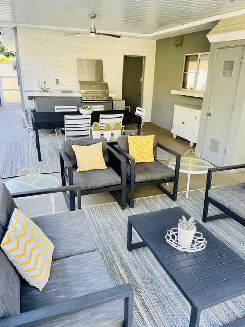 Your own private shaded outdoor dining, living and lounge area