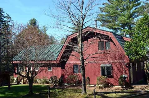 Private Country Home on 10+ Acres