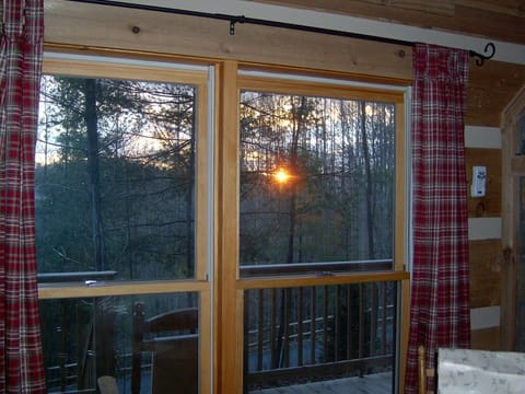 Authentic Private Log Cabin!  Hot Tub, Views, Internet, Fireplace, Air Condition Cabin in Brushy Fork