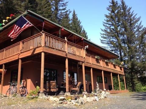 House as seen from the driveway.