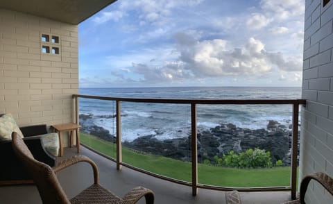 Stunning, south-facing ocean view from balcony.