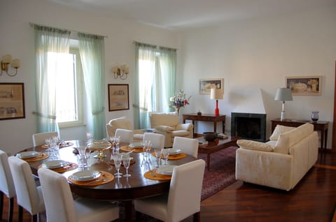 LIVING AND DINING
