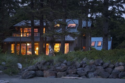 Chahayis at happy hour!!