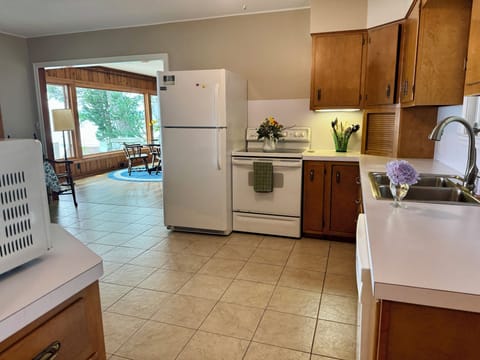 Kitchen, open and spacious