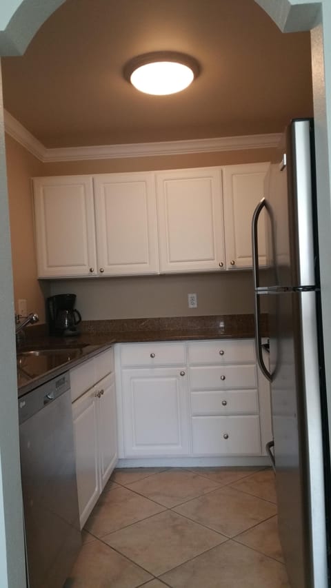 Full kitchen  with new appliances 