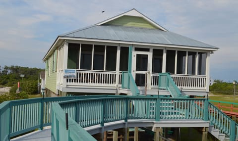 Front of House; this side faces the water.
