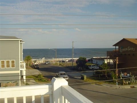 ocean view from top deck off 3rd floor master bedroom