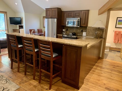 5 soft comfortable bar stools at kitchen counter/breakfast bar 