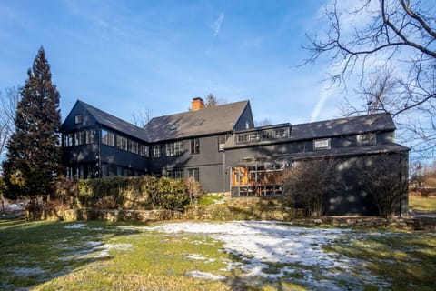 Sweetbrier Farm, built 1793