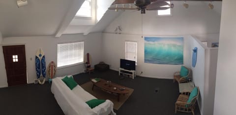 Cathedral Ceiling living room!!