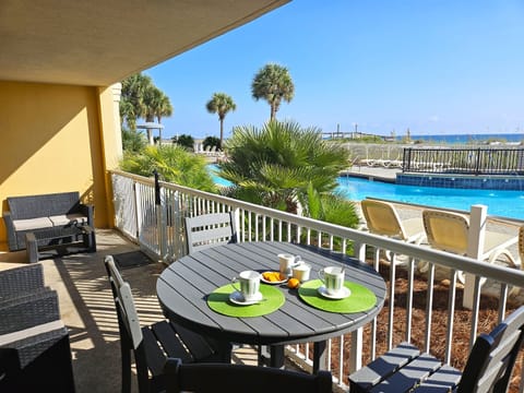 Sunny afternoon on the patio/balcony