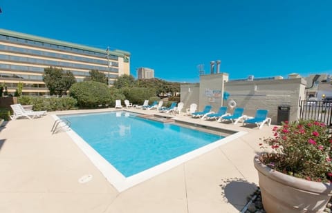 Pool & Grill Area (Pool is open Memorial Weekend-End of September)