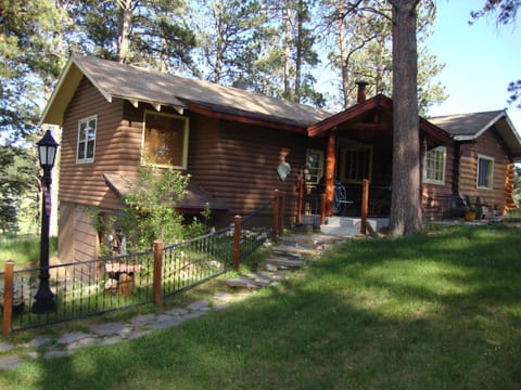 Stockade Lake Cabin, Main entrance, summer