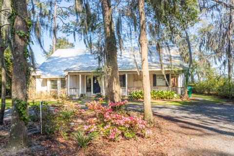 Low Country charm