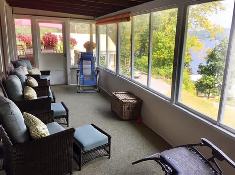 Upper screened in porch