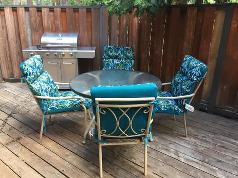 Large Rear Deck with privacy fence.  Propane BBQ is available for your use!