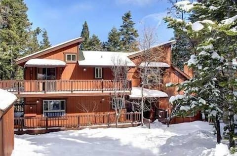 Chalet Chocolate, front entrance of the three story designer home!