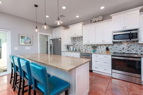 Kitchen and island seating