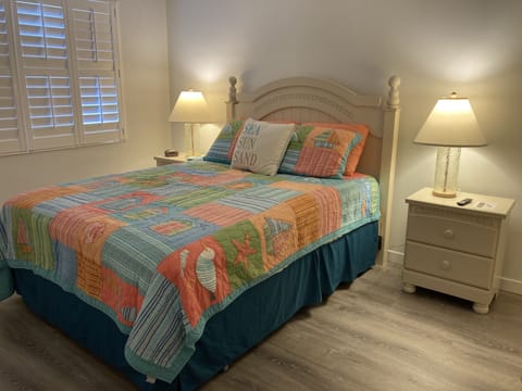 Queen bed