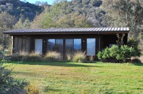 Sequoia View Cottage