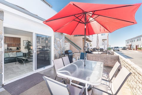 Enjoy ocean breezes all day long on the front ocean view patio.
                