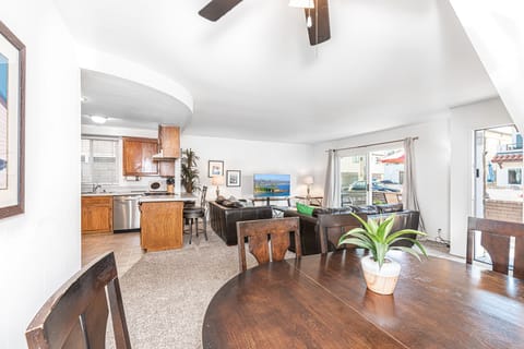 Dining area hosts family meals, game nights and good conversation! Ceiling fan.
                