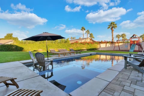 Spa heat is included in nightly rate. Pool heat optional in winter (daily fee).