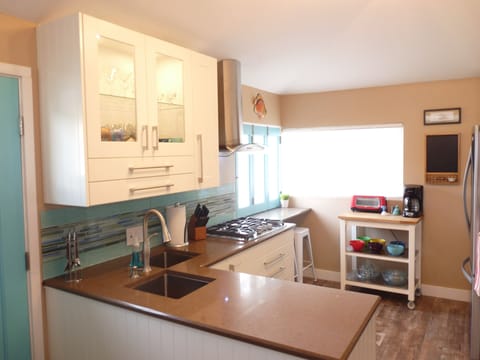 Kitchen and Outdoor/Indoor Eatting Area