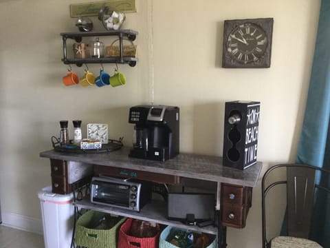 Coffee bar/wine bar with appliances and storage
