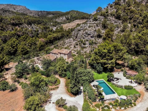 Property Aerial view (in the summer season - July)