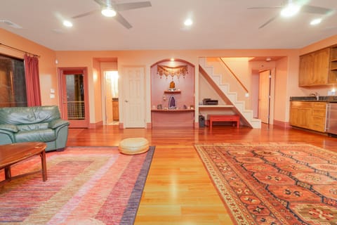 Yoga/recreation room