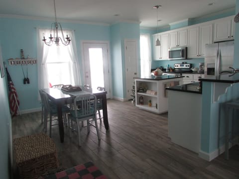 Dining & Kitchen - Gulf Side View