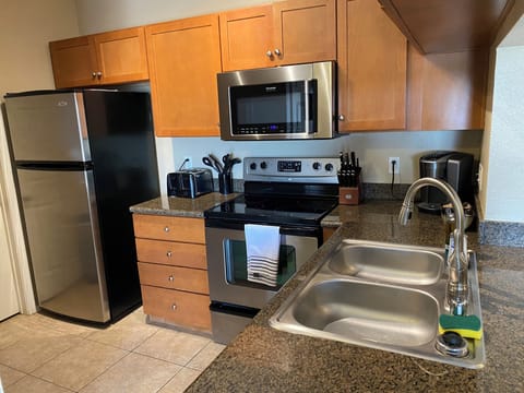 Fully equipped kitchen