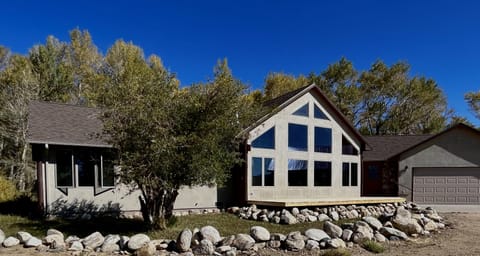 South facing views of the Snowy Range, Sheep Mountain