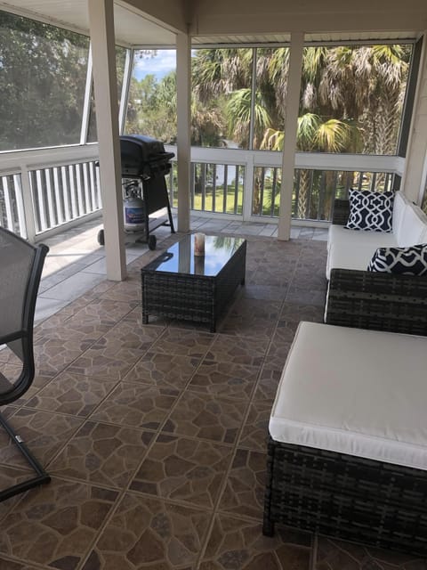 Deck inside the Screen.