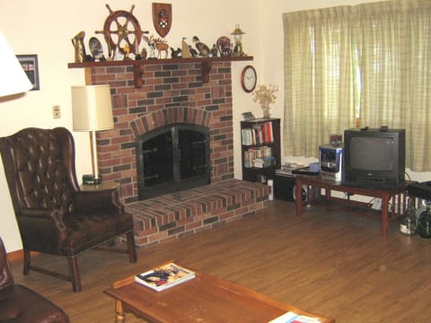Living room with fireplace.