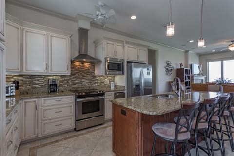 Full kitchen on main floor