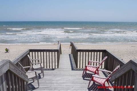 Lower Sun Deck on Private Beach Access