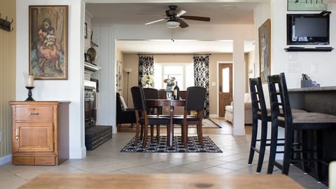 Wide open spaces! Perfect for entertaining and large gatherings!