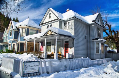 Winter view of Tabor House