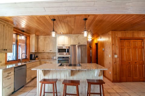 Well stocked kitchen with everything you need to feed and entertain your guests!
