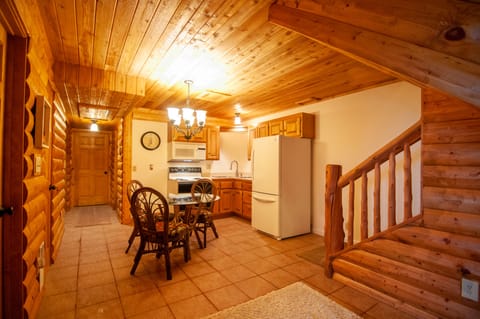 Lower level full kitchen