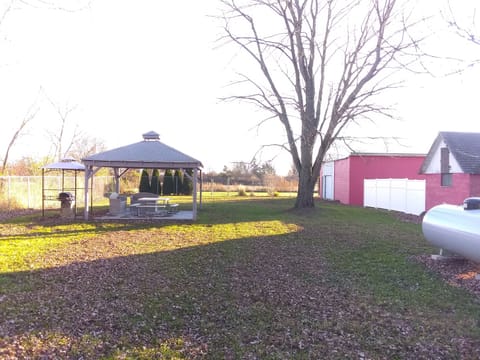Pavilion - grill area -backyard 2nd view