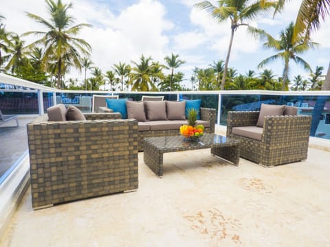 Outdoor Living on Private Rooftop Terrace