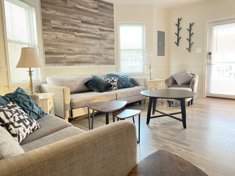 Smart TV, DVD player