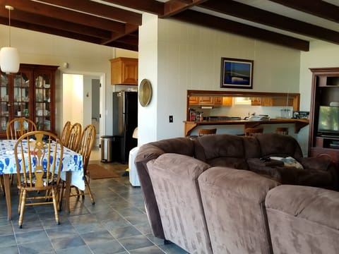 Dining Area on left, Bar seats 3