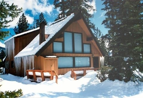 Back of the house with distant lakeview!