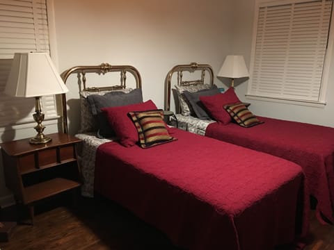 Alternative twin beds available on request