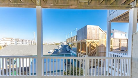 1st Floor North Covered Deck Views