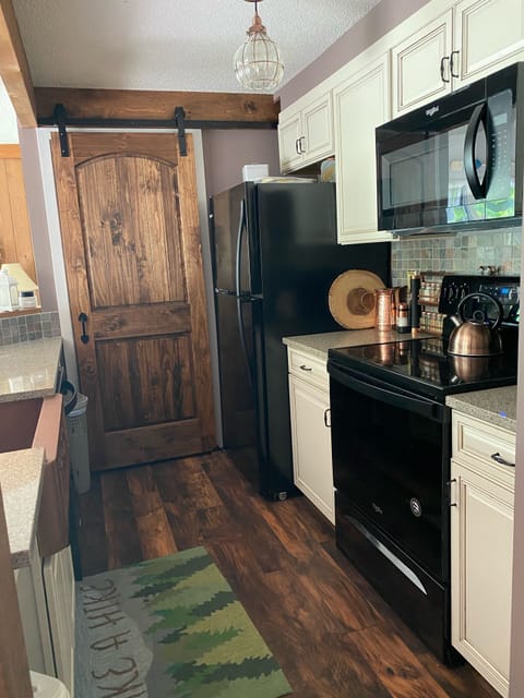 Newly renovated kitchen 